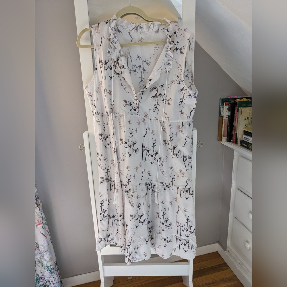 Sleeveless dress